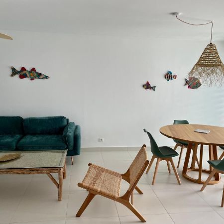 Appartement Face A La Mer à Le Gosier  Extérieur photo