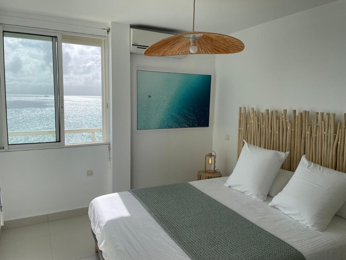 Appartement Face A La Mer à Le Gosier  Extérieur photo