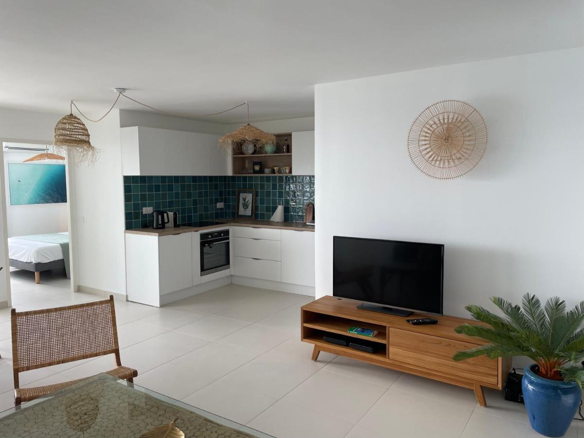 Appartement Face A La Mer à Le Gosier  Extérieur photo